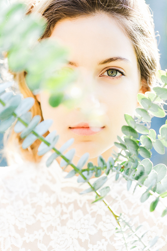 Soft Green and Lace Wedding Inspiration